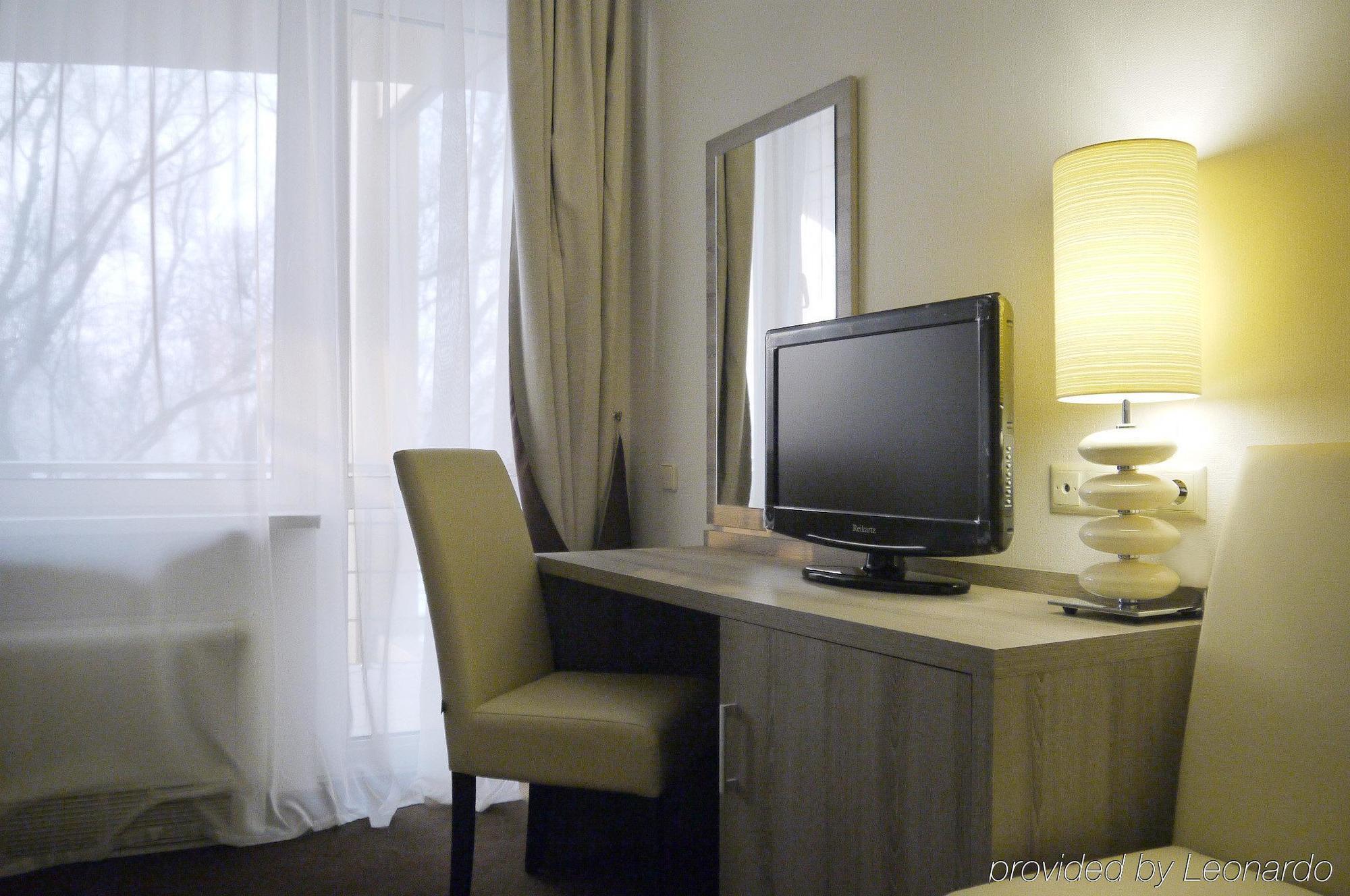 Hotel Optima Zaporizhia Zewnętrze zdjęcie
