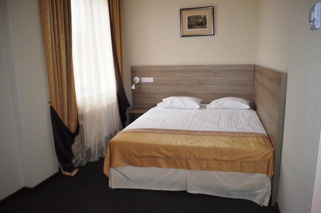 Hotel Optima Zaporizhia Zewnętrze zdjęcie